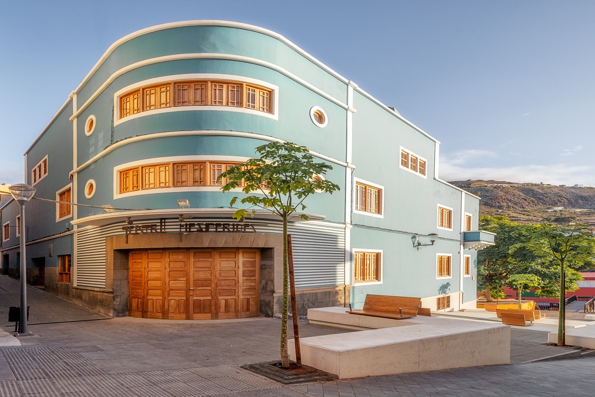 fachada Teatro Hespérides